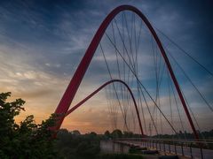 Gelsenkirchen - Doppelbogenbrücke im Nordsternpark