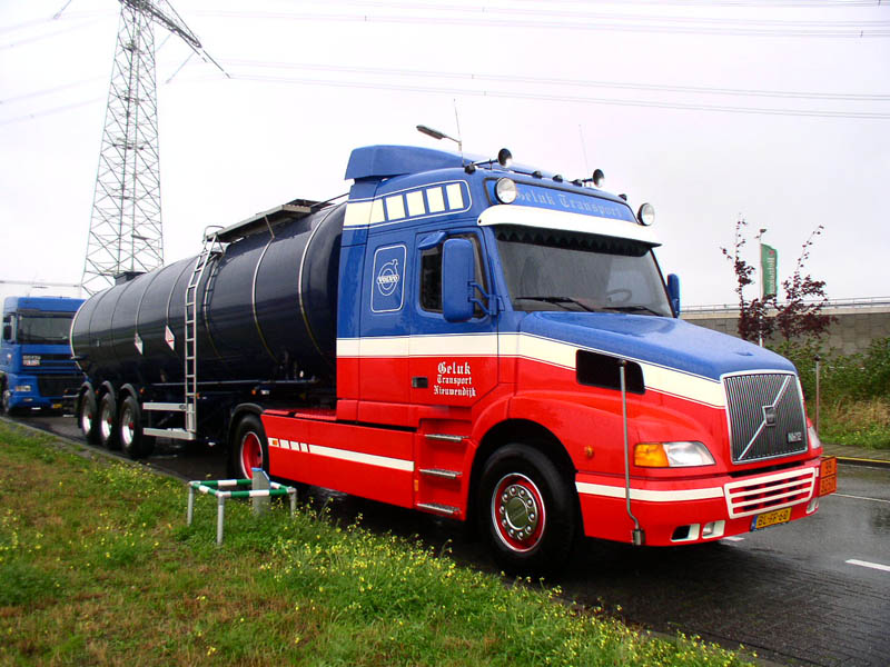 Geluk Transport - Volvo NH12 Tank SZ