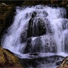 Gemäß Wettervorhersage fallendes Wasser