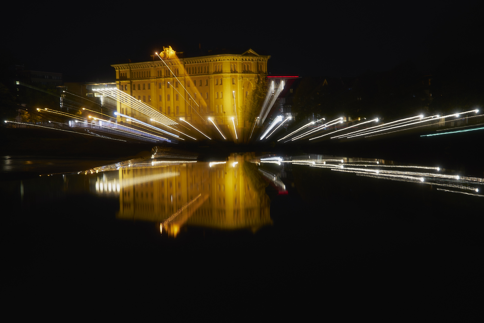 gemalte Lichtstrahlen