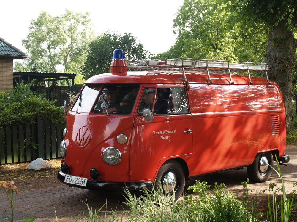 Gemeindefeuerwehr Quarnbek: Unser Oldtimer der Feuerwehr Stampe von 1966.