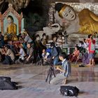 gemeinsames fotoshooting mit den *kollegen* der myanmar photographic society