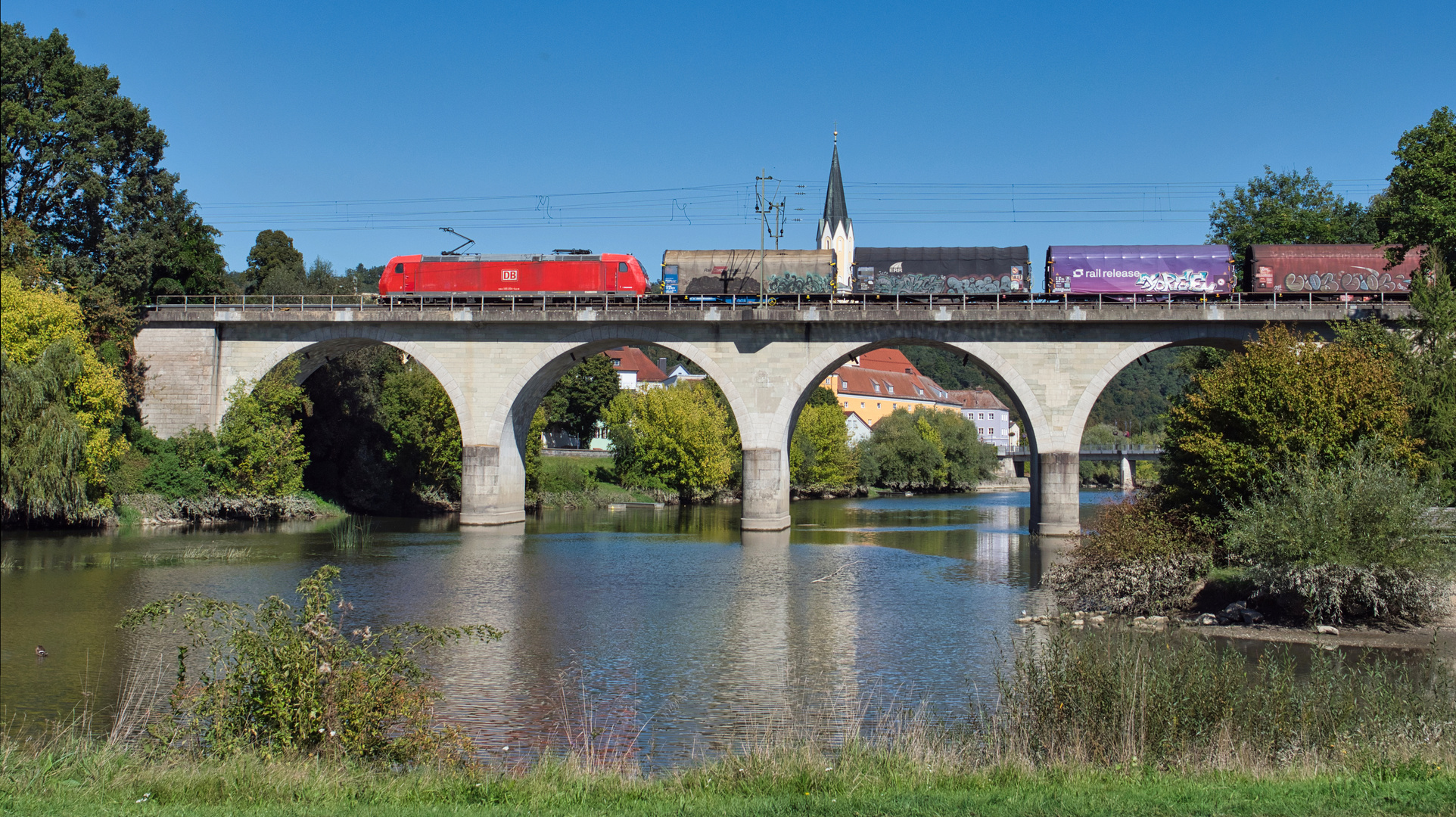 Gemischter Zug Richtung Plattling