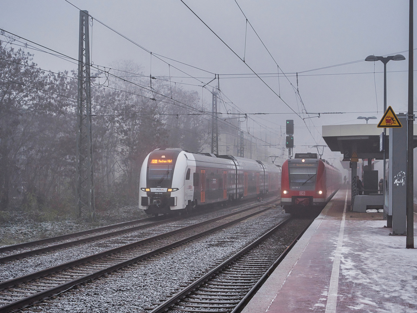 Gemischtes Doppel im Nebel