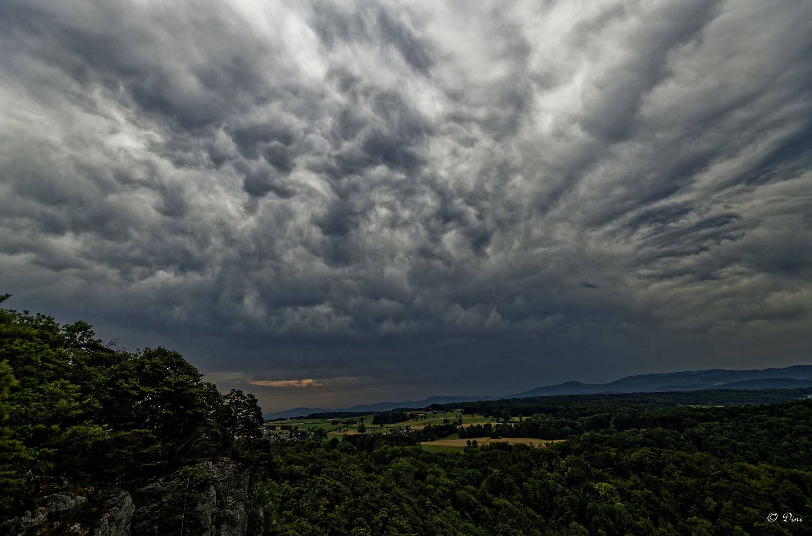 Gempen-Gewitter