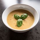 Gemüse-Kartoffel-Curry-Suppe