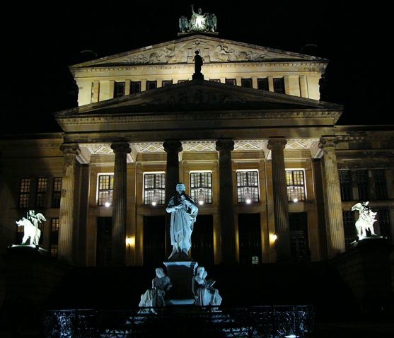 Gendarmenmarkt Berlin - Schauspielhaus