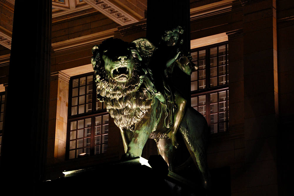 Gendarmenmarkt Berlin, vor dem Schauspielhaus