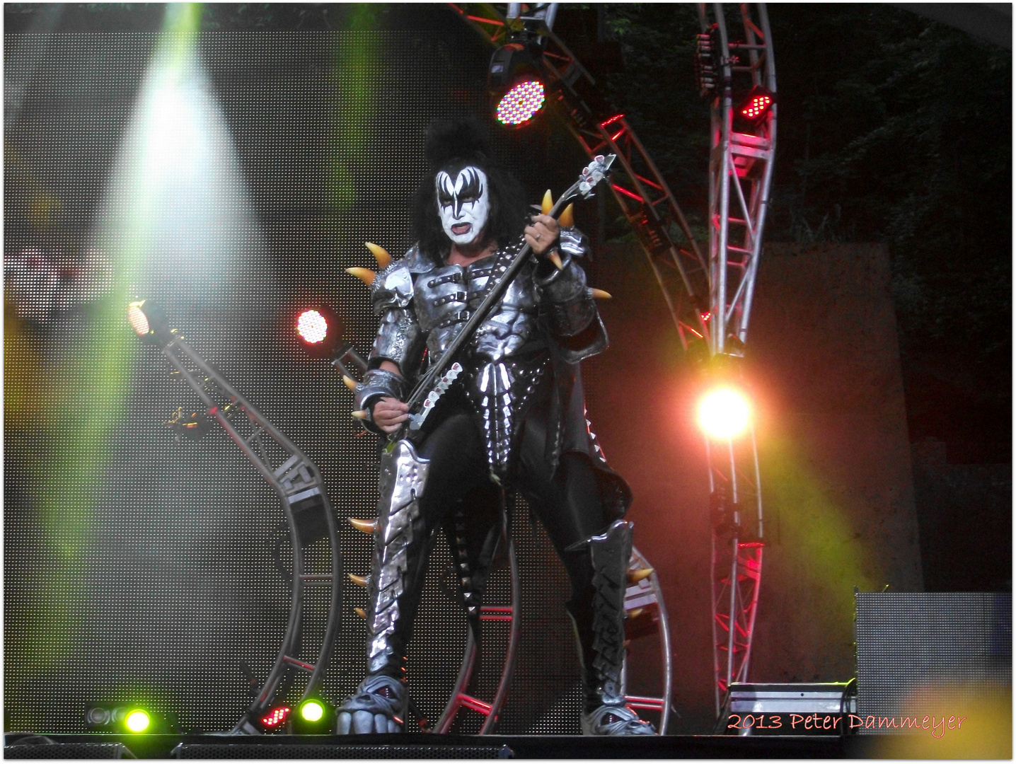 Gene Simmons - God Of Thunder