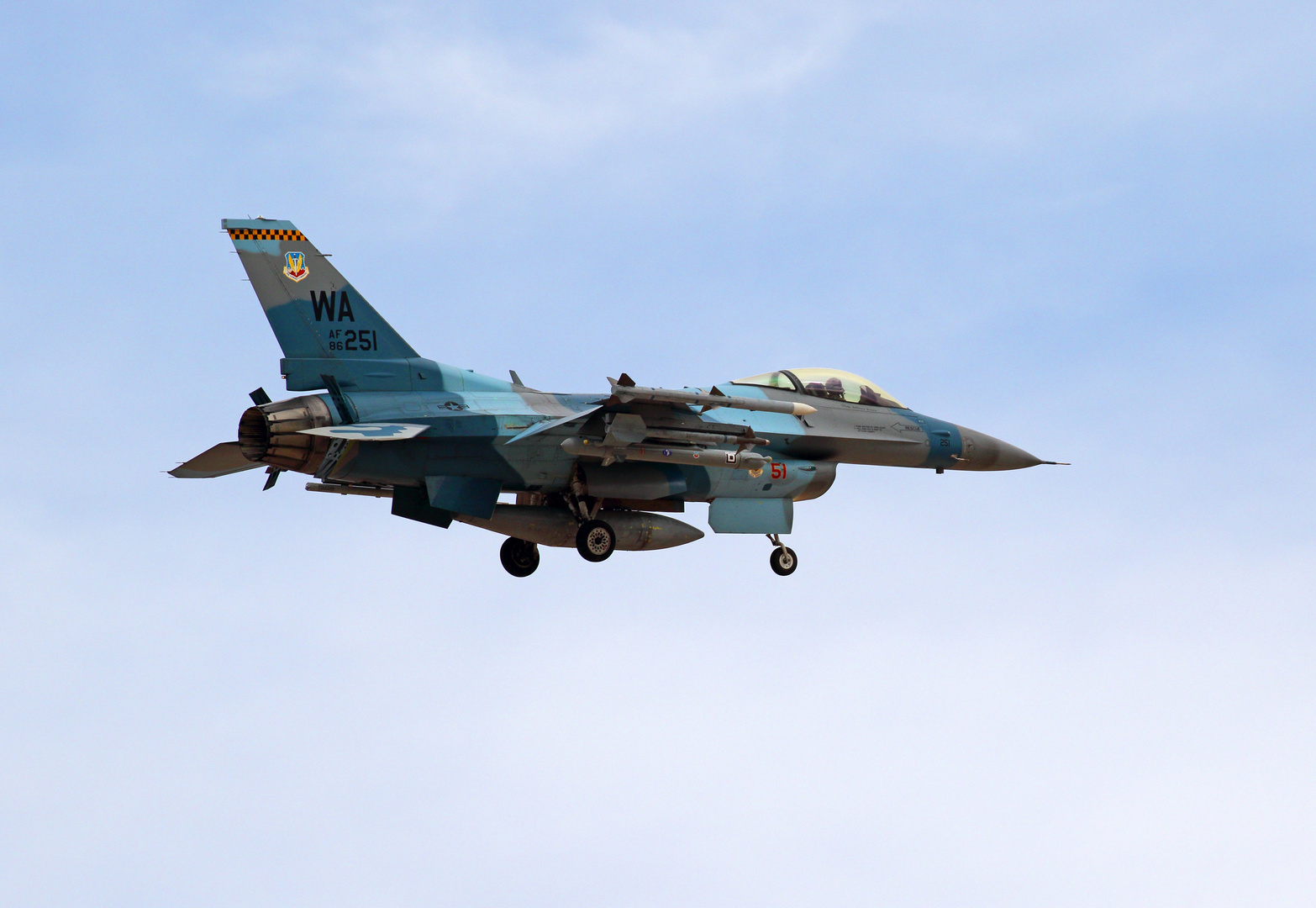 General Dynamics F16