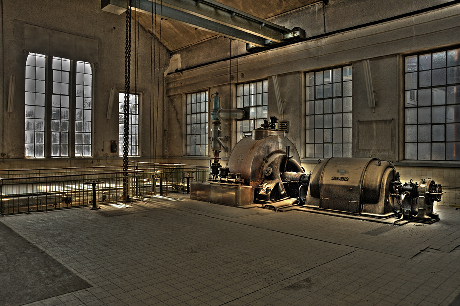 Generator Betriebskraftwerk Fa. Häusser (Obere Walke, Backnang) HDR