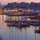 Genova , il suo porto le sue luci.