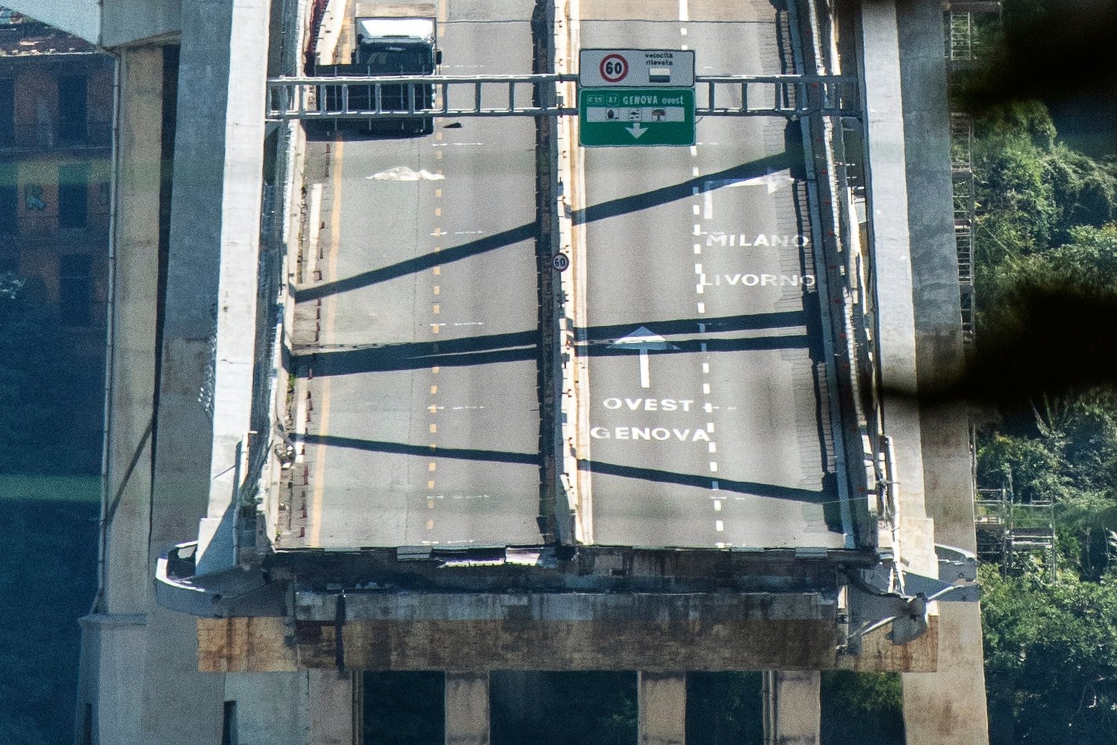 Genova, Morandi Bridge down