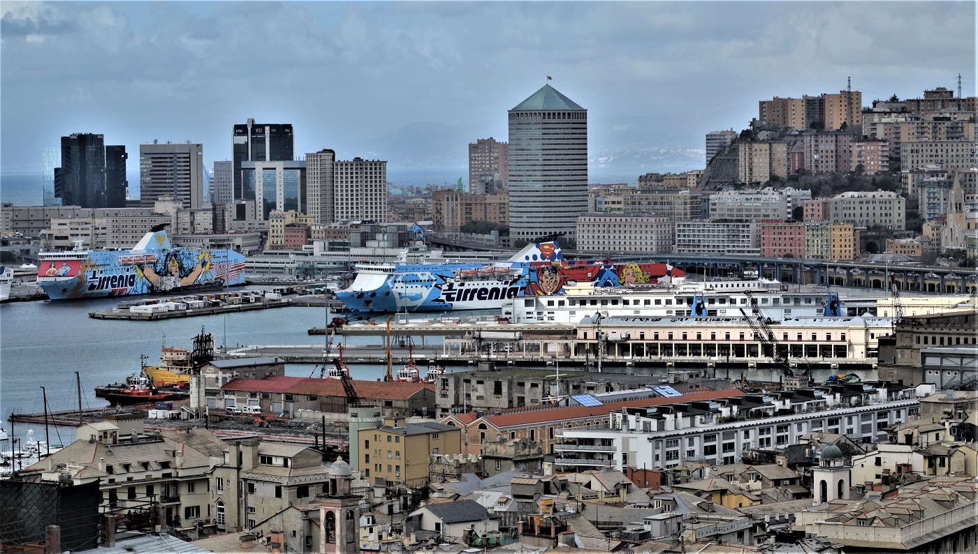 Genova, Terminal Traghetti Foto Immagini tecnica e industria, la mia città, navi e