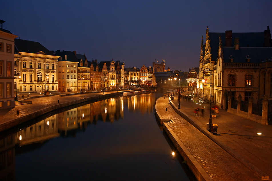 Gent bei Nacht