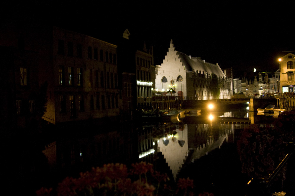 Gent bei Nacht