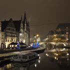 Gent bei Nacht im Nebel