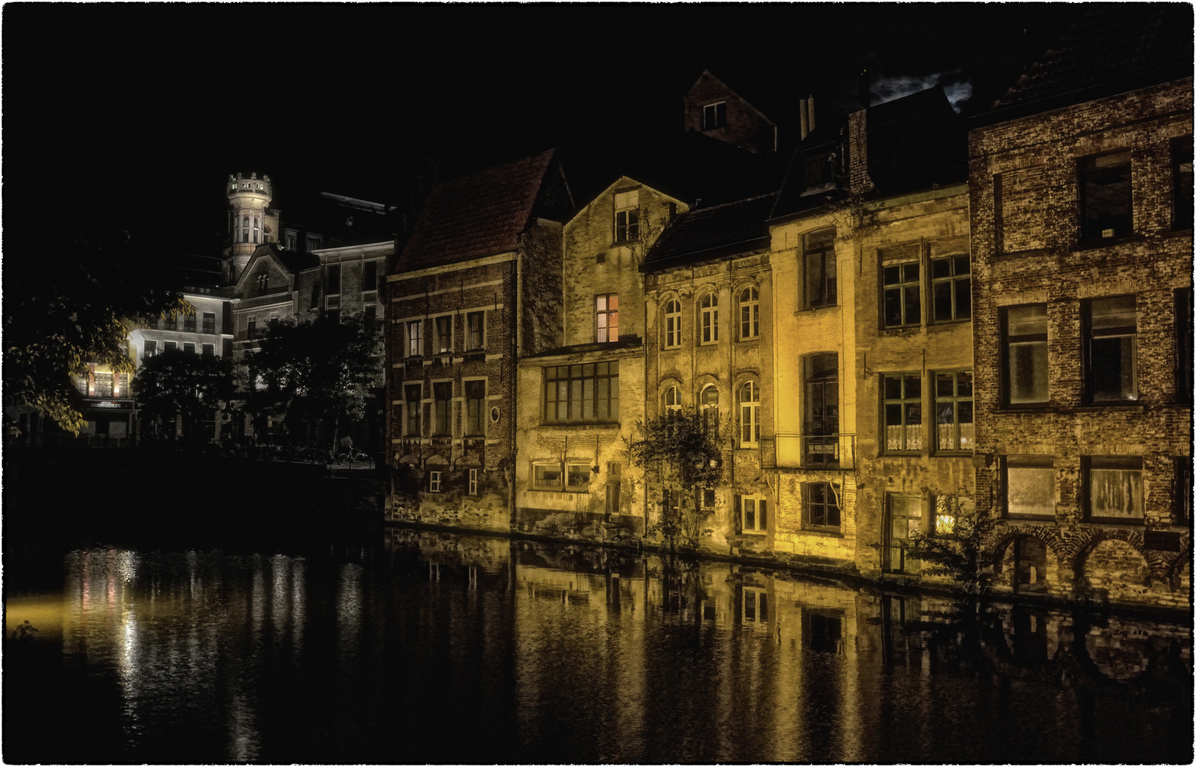 Genter Gracht im Abendlicht - Le canal de Gand dans sa lumière vespérale