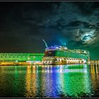 genting dream HDR  im Hafen von papenburg