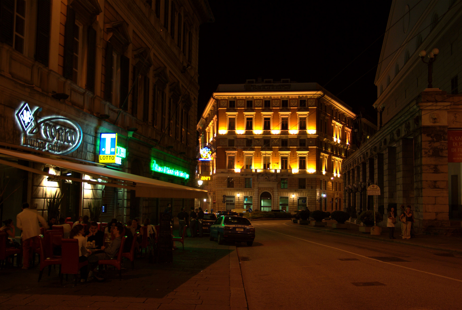 Genua bei Nacht II