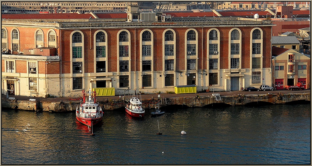 Genua - Das alte Hafengebäude