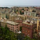 Genua, östlicher Stadtteil mit Blick aufs Meer 