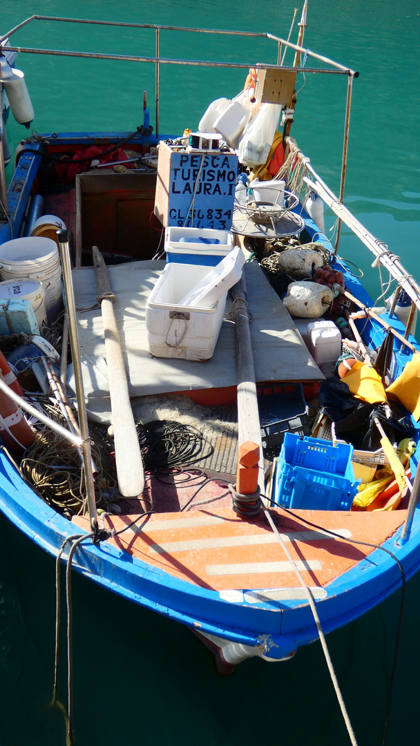 geordnetes Chaos auf diesem Fischerboot