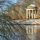 Georgengarten in Hannover Herrenhausen mit Leibnizdenkmal