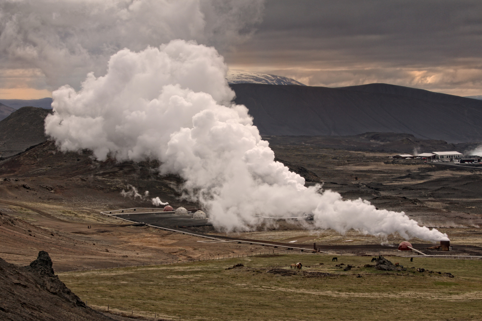 Geothermalkraftwerk in der Nähe von Reykjahlid, am Mývatn-See, Island