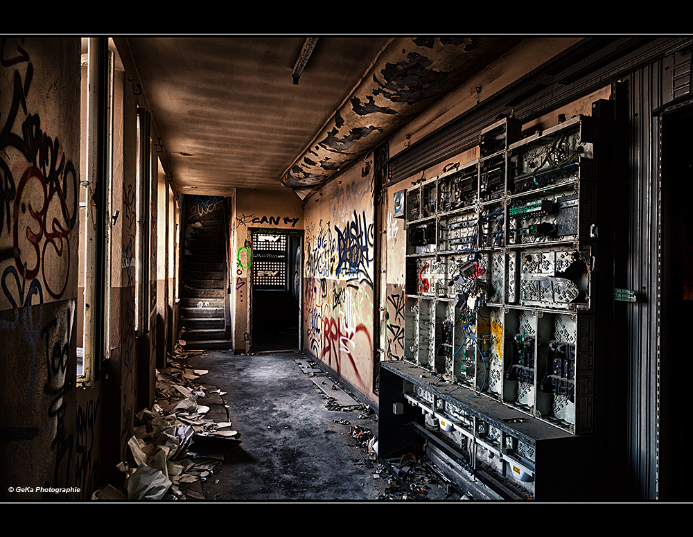 geplündert Foto & Bild architektur, lost places, braunschweig Bilder auf
