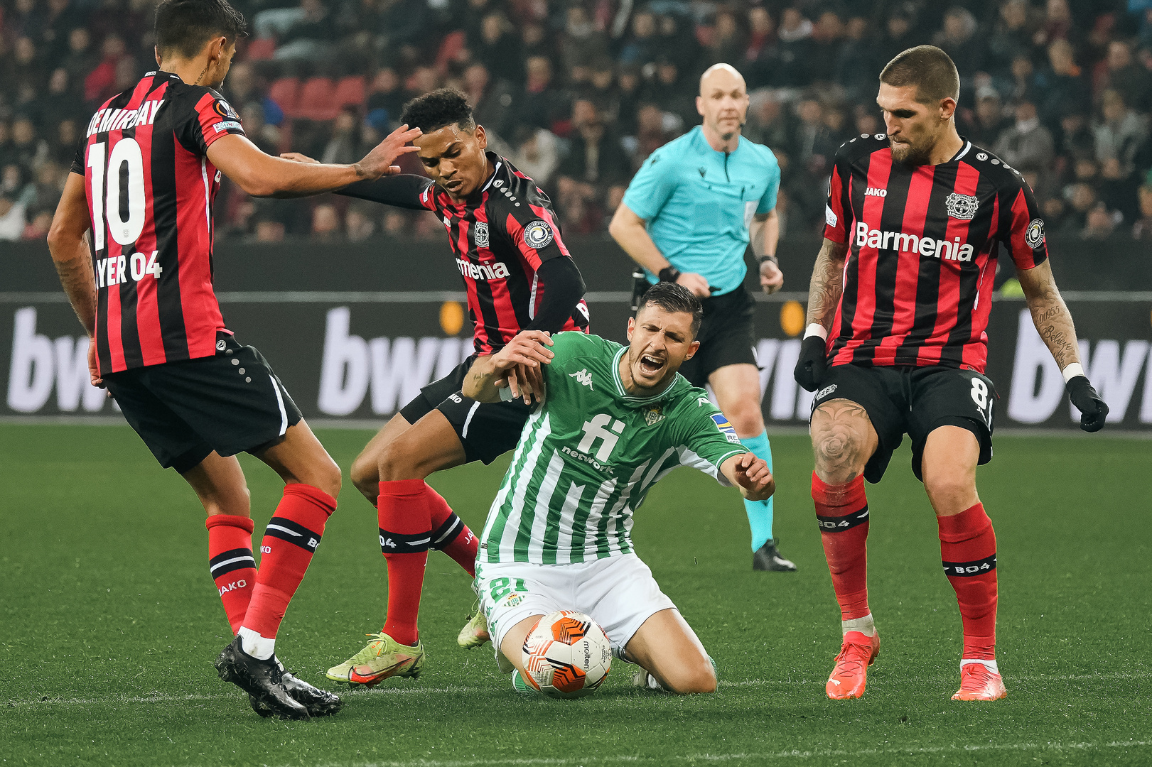 GER, UEFA EL Bayer 04 Leverkusen (GER) vs. Real Betis Sevilla  (ESP)