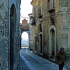 Gerace, porta del sole