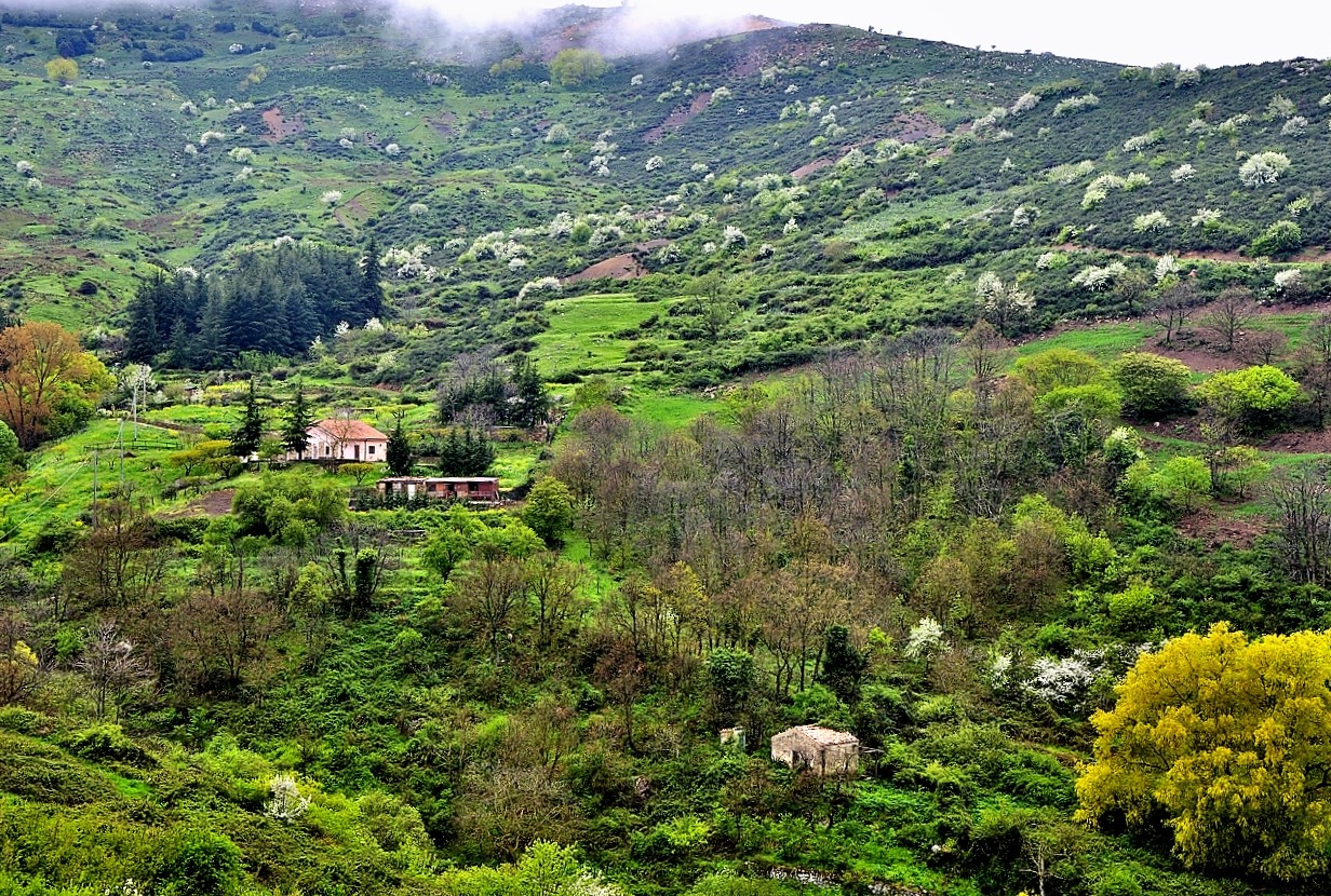 Geraci Siculo nel Parco delle Madonie (Palermo, Sicily).