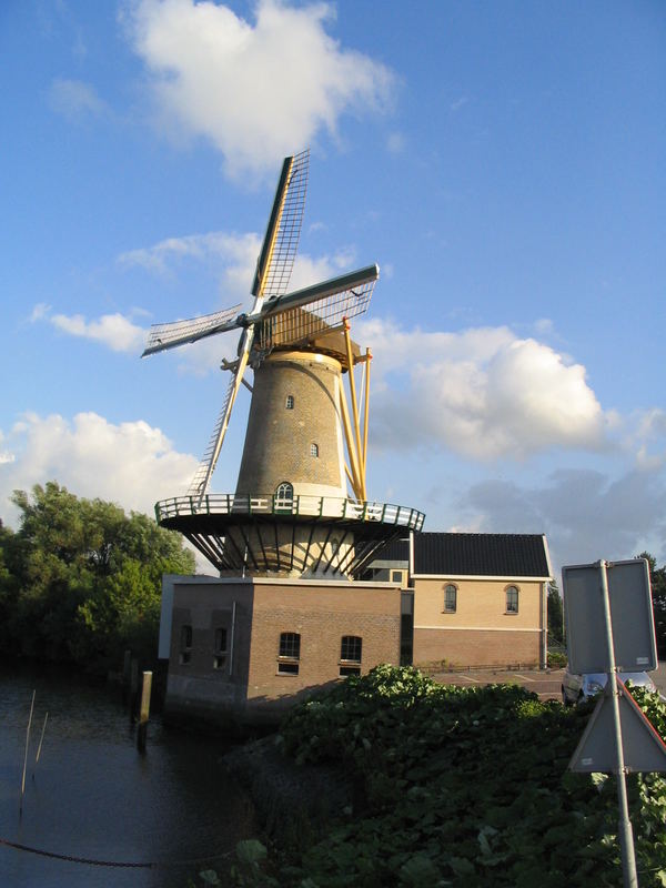 Gerestoreerde oude molen Windlust