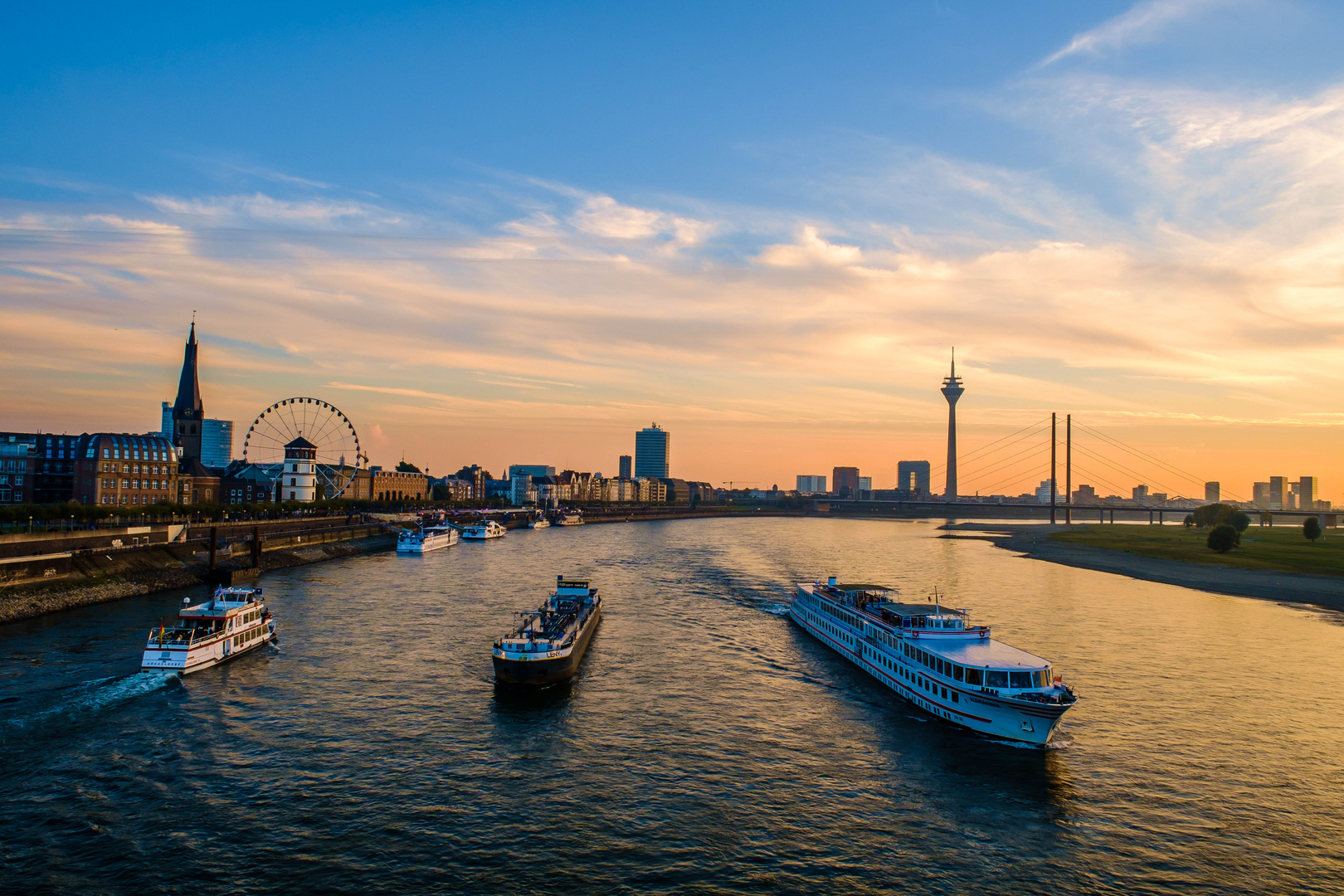 Germany | Rhein river and the old town (Altstadt) of Düsseldorf