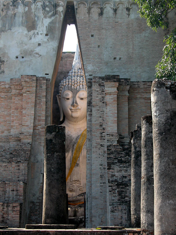 Gesamtansicht Wat Si Chum Sukhothai