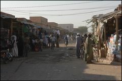 Geschäftsstrasse in Agadez