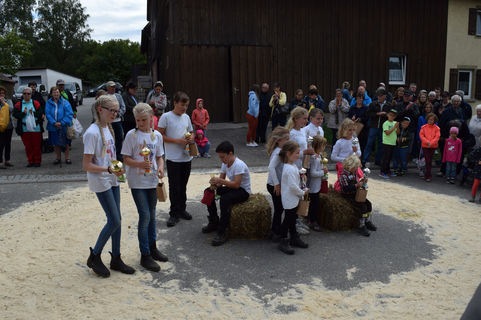 geschafft: alle haben "einen" Pokal!!