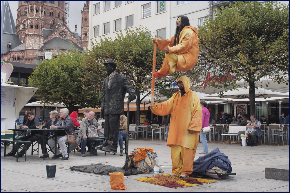 geschickt aufgestellt