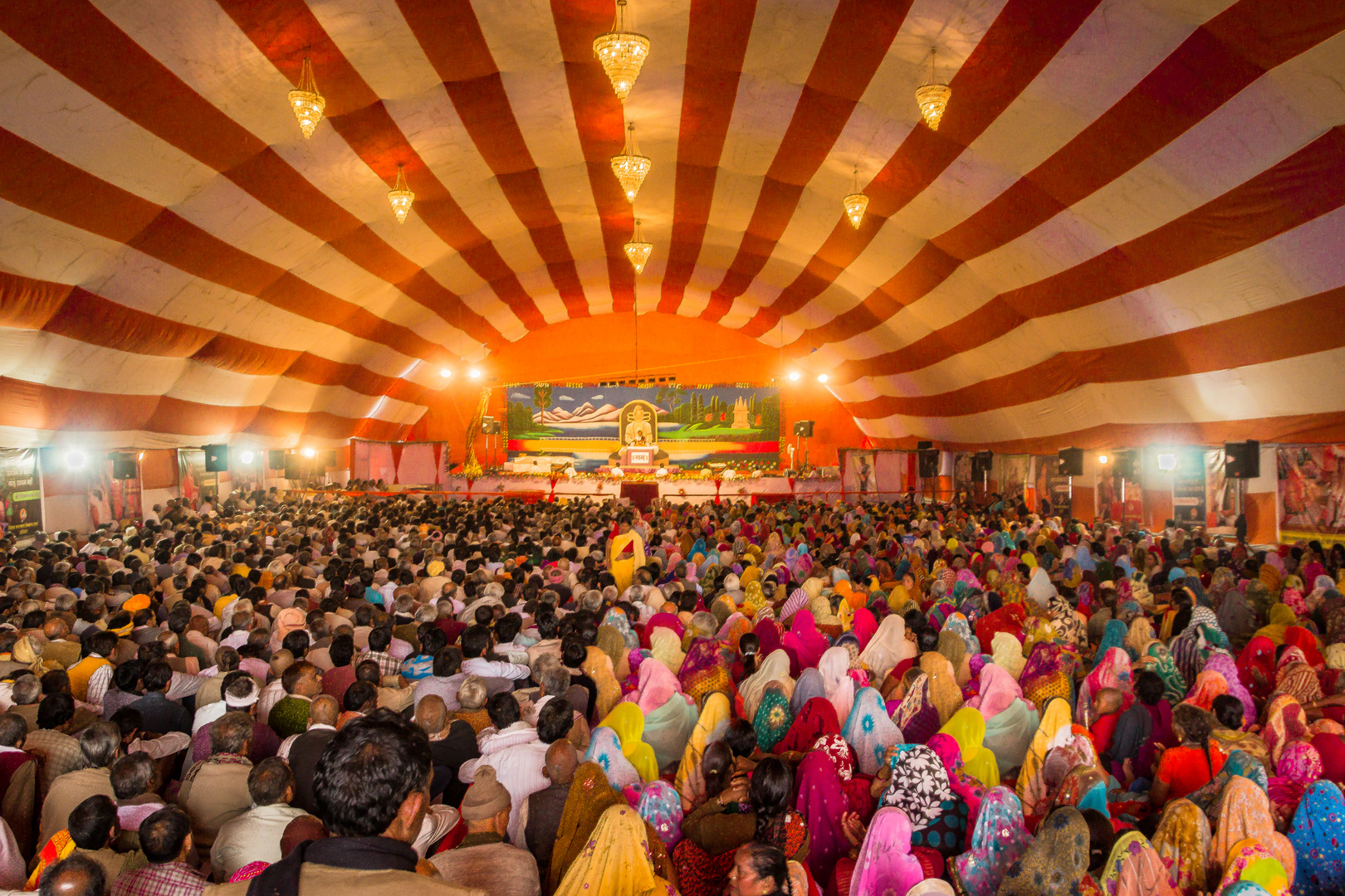 Geschlechtertrennung auf der Kumbh Mela 2013