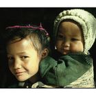 Geschwister aus Leh, Ladakh, Indien