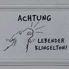 gesehen, heut beim Spaziergang an einer Haustür