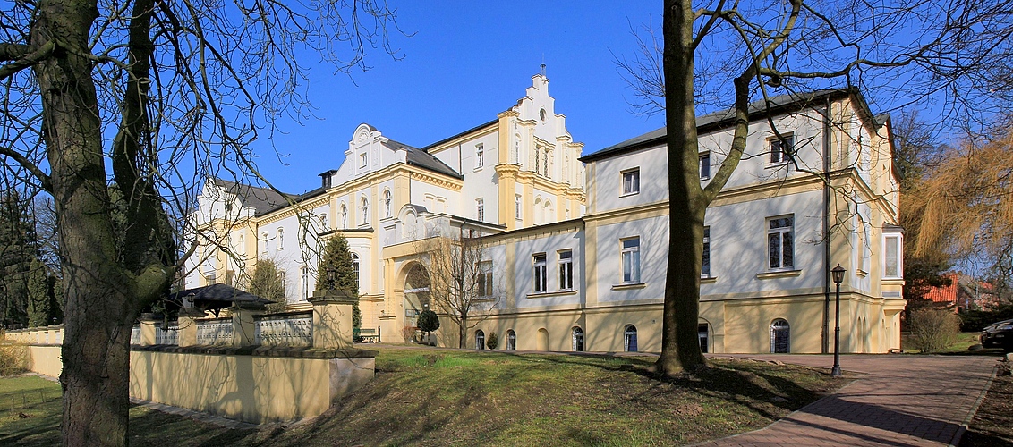 Gesehen im Matgendorf - Herrenhaus parkseitig