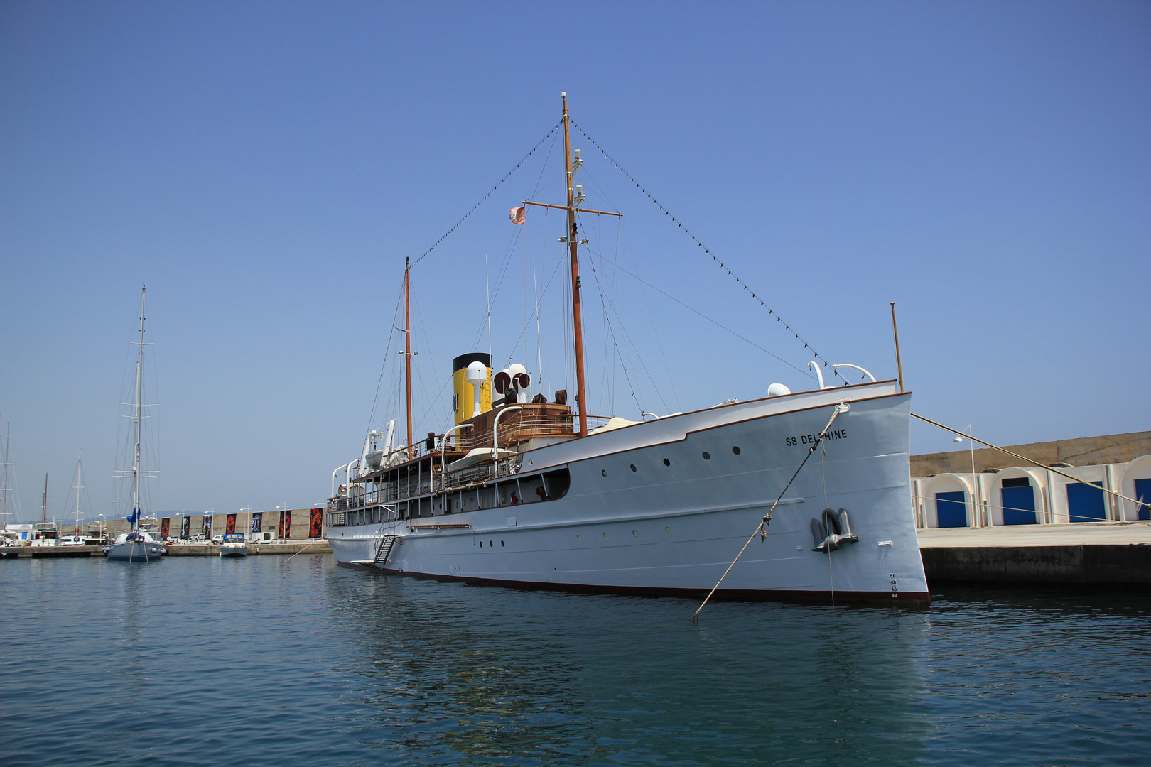 Gesehen in Hammamet - Dampf-Megayacht SS Delphine