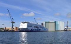 Gesehen in wismar - "Stena Hollandica" und hoff nicht das letzte an diesem ort