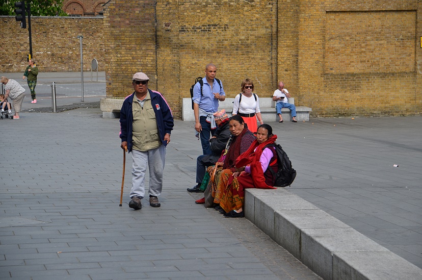 Gesichter aus vielen Ländern in Woolwich