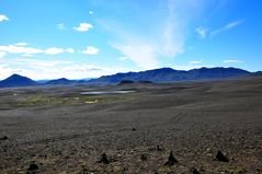 Gespenstische Lavawüste oberhalb des Myvatn/ Nordisland