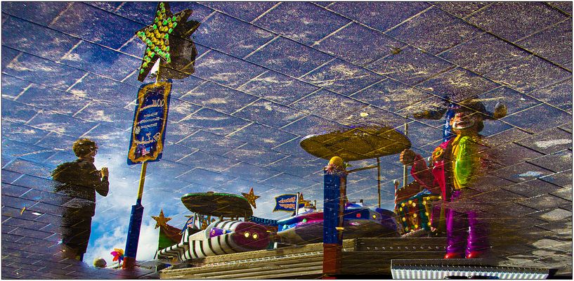 Gespiegelt ... auf dem Jahrmarkt ... 