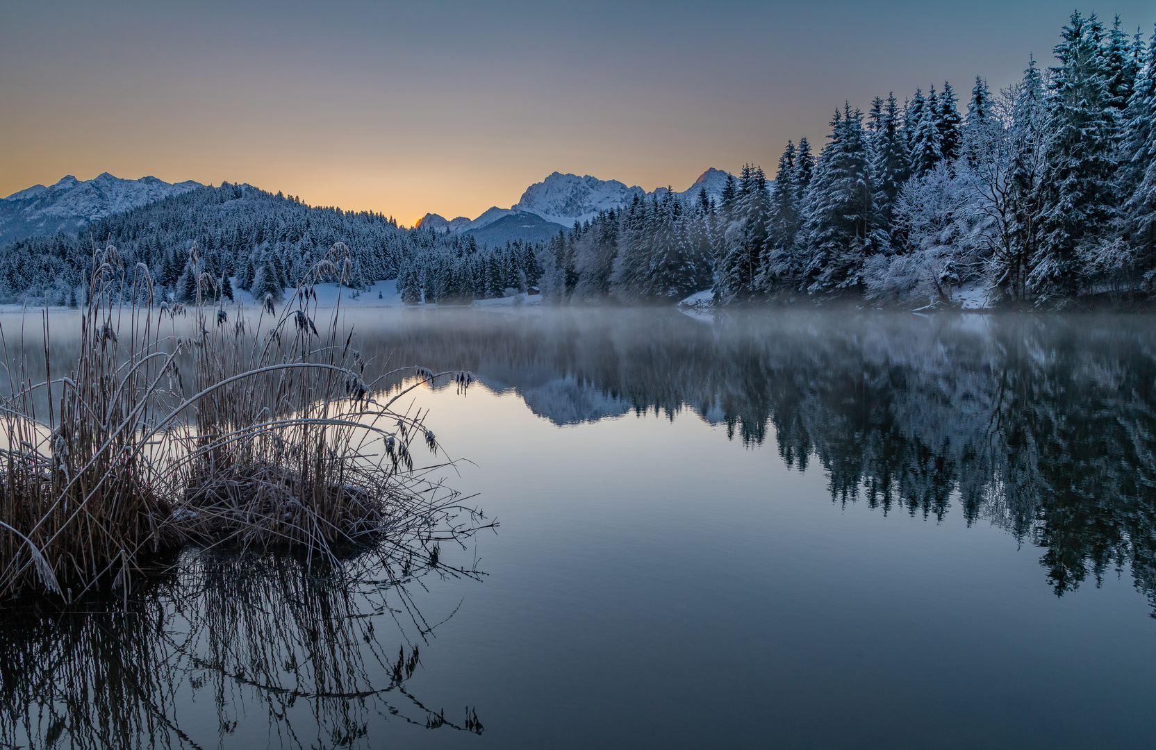 Gespiegelte Alpenwelt