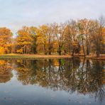 gespiegelter Herbst